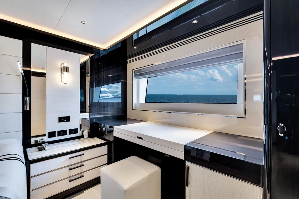 My Way, 2021 Sirena Yachts 88, photo 122