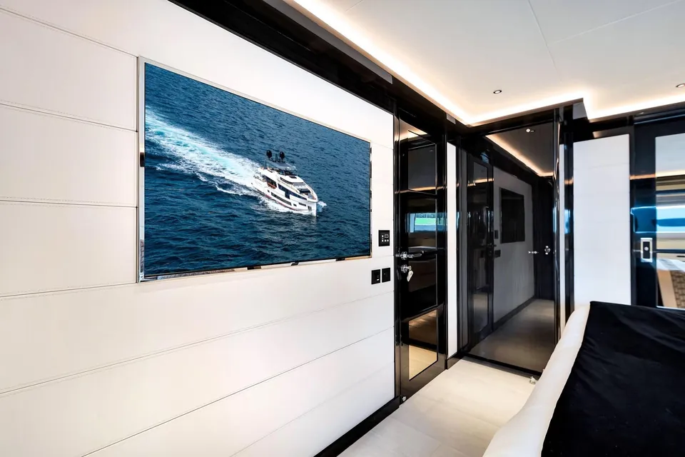 My Way, 2021 Sirena Yachts 88, photo 123