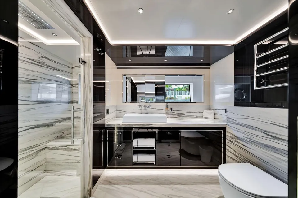 My Way, 2021 Sirena Yachts 88, photo 125