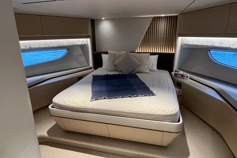 Poseidon XII, 2022 Princess Y85, photo 22