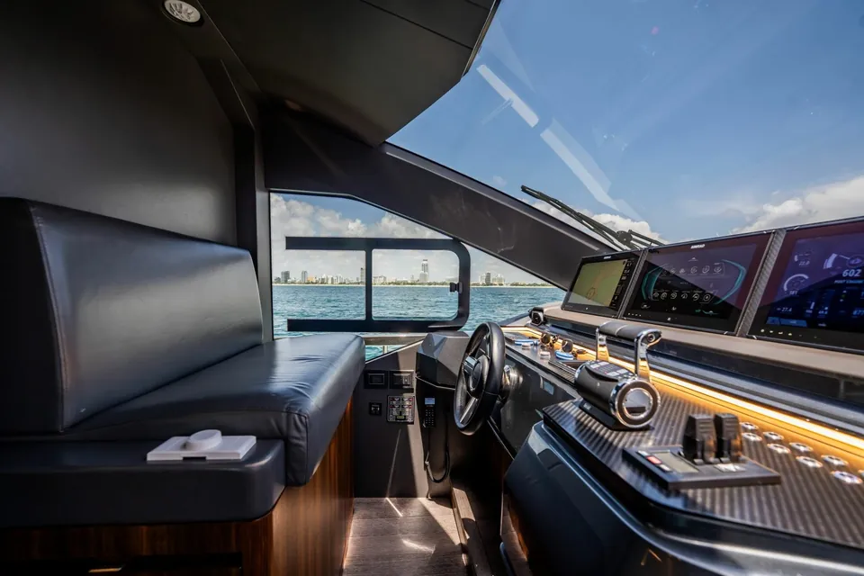 2023 Astondoa AS8, photo 29