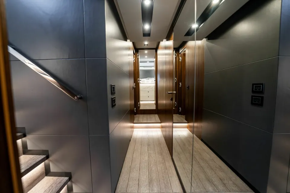 2023 Astondoa AS8, photo 95