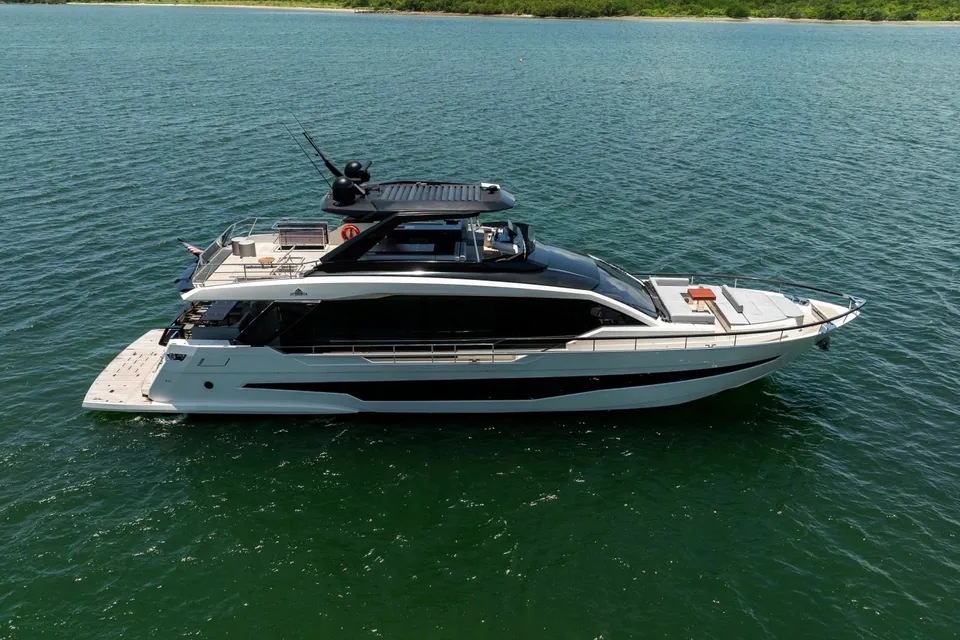 2023 Astondoa AS8, photo 1