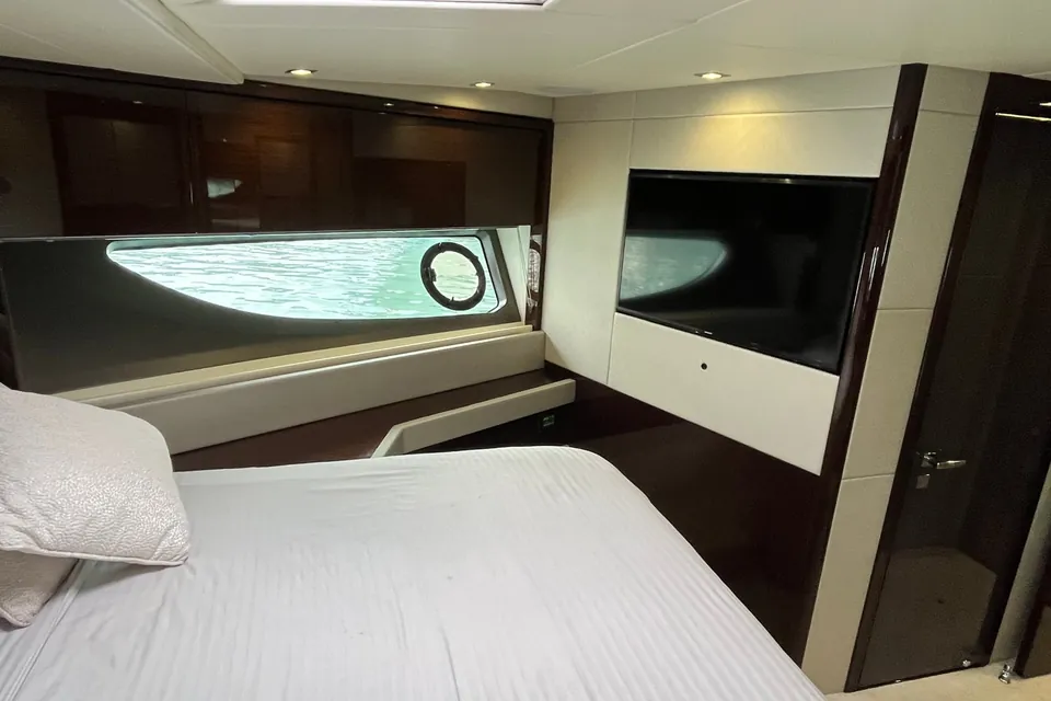 2019 Sunseeker 76 Yacht, photo 22