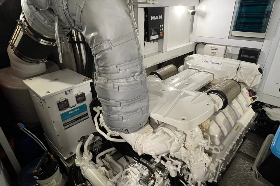2019 Sunseeker 76 Yacht, photo 26