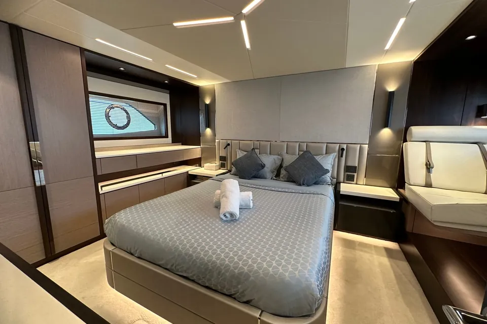 Peter Pan, 2021 Sunseeker Manhattan 68 (Mk1), photo 23
