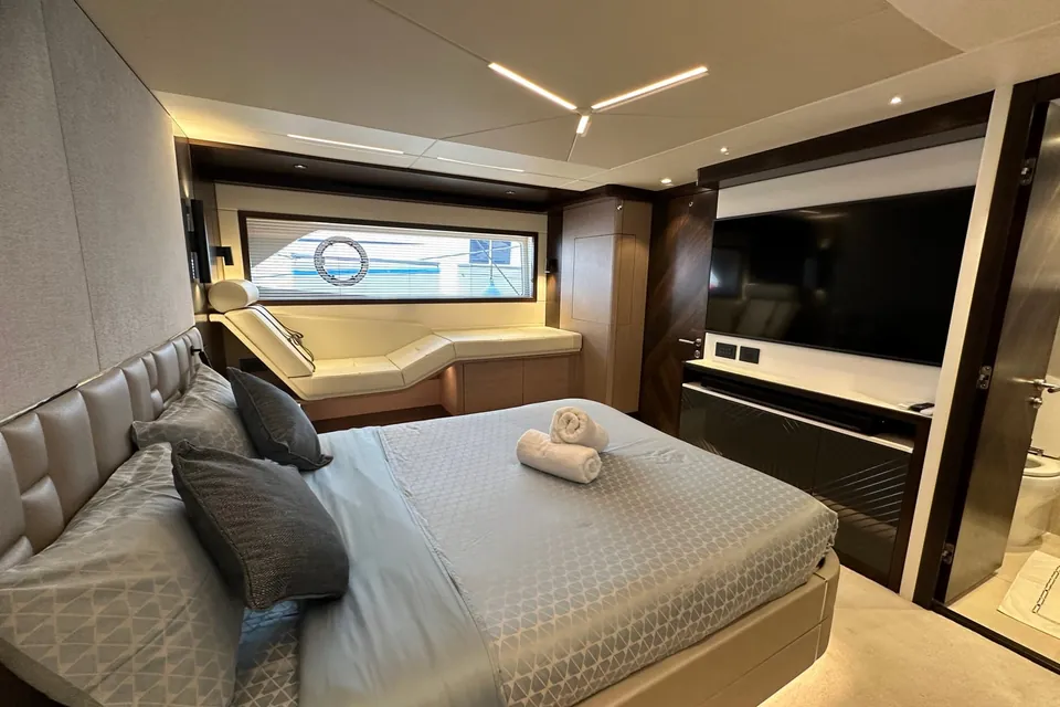 Peter Pan, 2021 Sunseeker Manhattan 68 (Mk1), photo 24