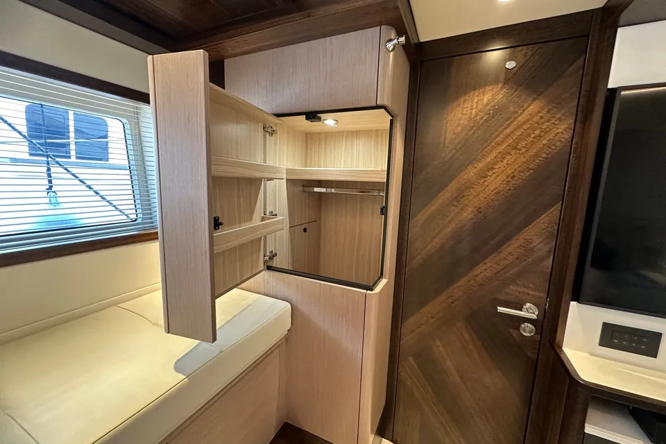 Peter Pan, 2021 Sunseeker Manhattan 68 (Mk1), photo 25