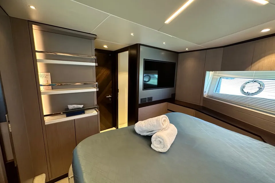 Peter Pan, 2021 Sunseeker Manhattan 68 (Mk1), photo 27