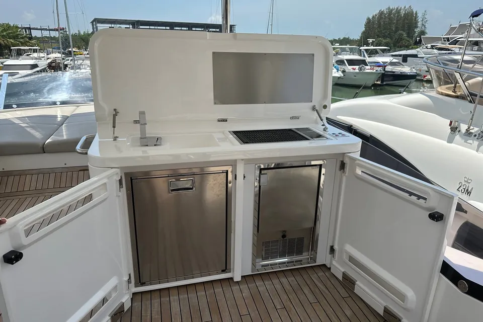Peter Pan, 2021 Sunseeker Manhattan 68 (Mk1), photo 36
