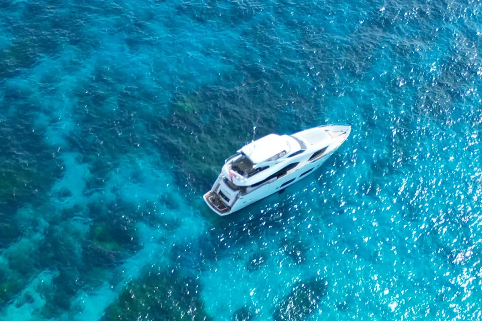 Everdeen, 2018 Sunseeker 95 Yacht, photo 20
