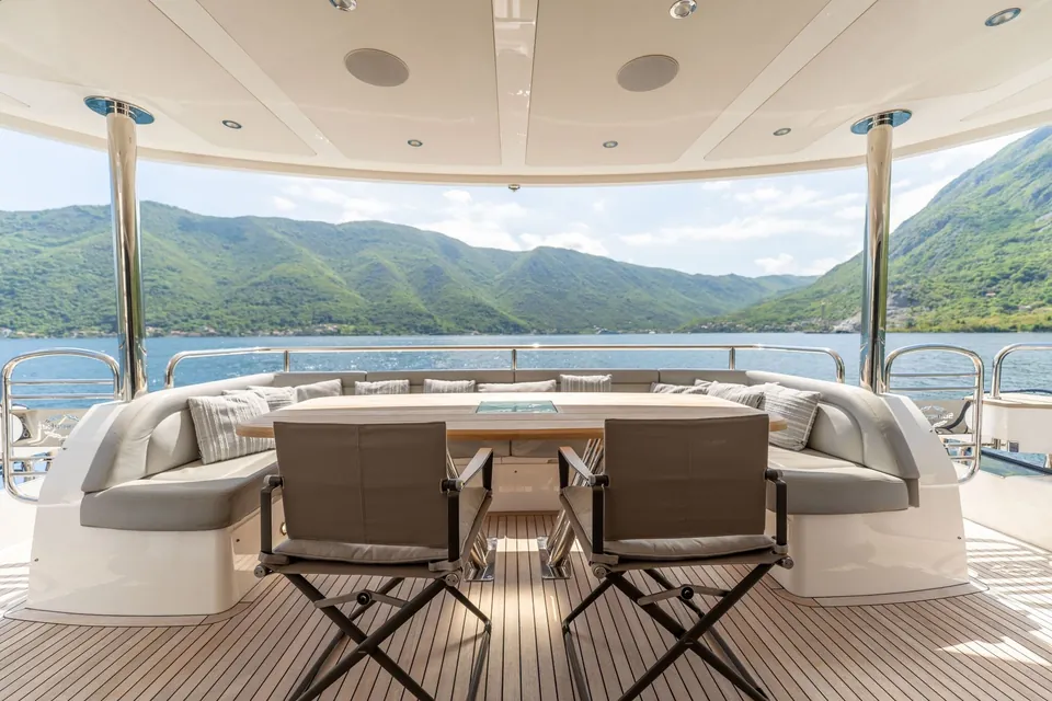 Everdeen, 2018 Sunseeker 95 Yacht, photo 34