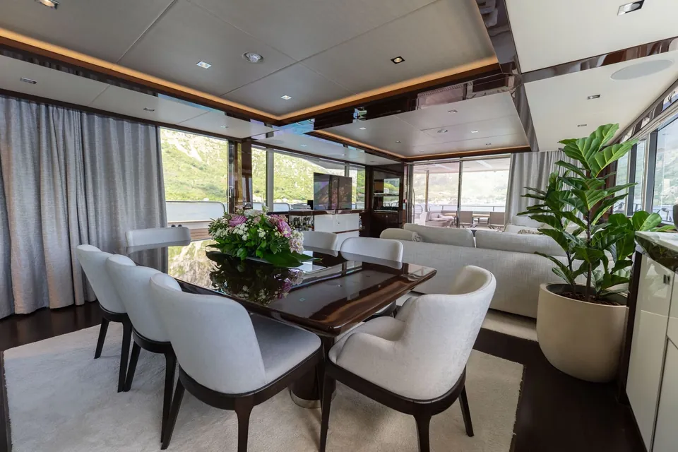 Everdeen, 2018 Sunseeker 95 Yacht, photo 47