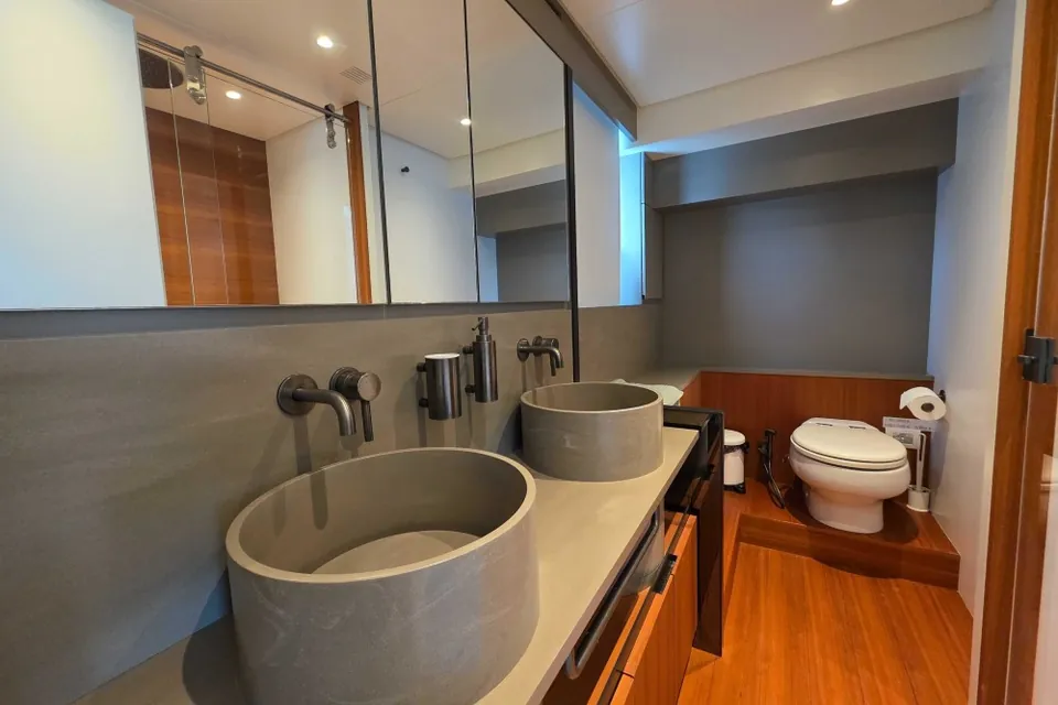 2021 Bluegame BGX70, photo 18
