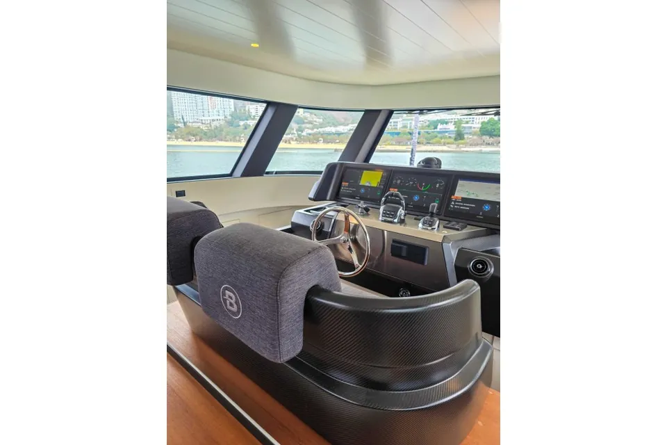 2021 Bluegame BGX70, photo 26