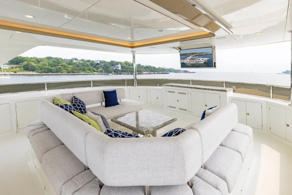 Wreckless, 2017 Ocean Alexander 120 Megayacht, photo 33