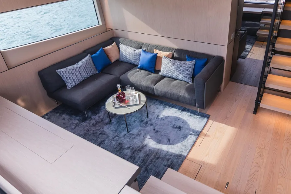 2023 Bluegame BGX60, photo 1