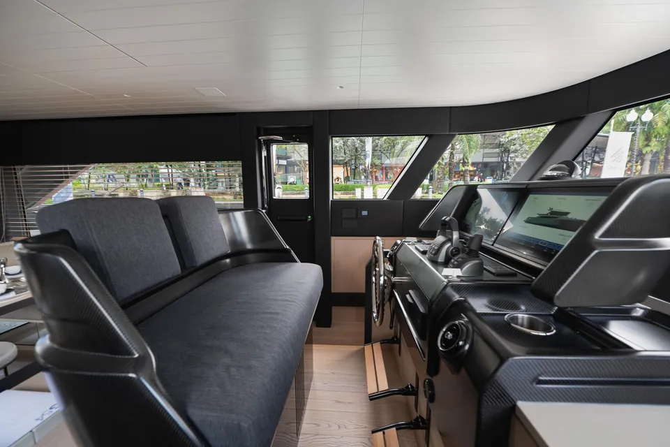 2023 Bluegame BGX60, photo 17