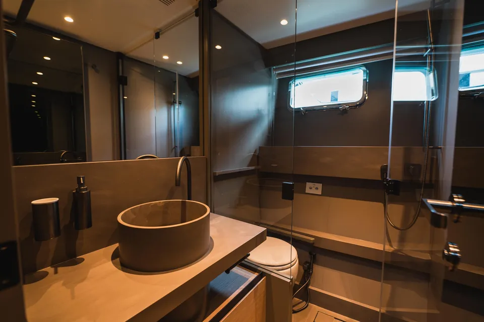 2023 Bluegame BGX60, photo 19