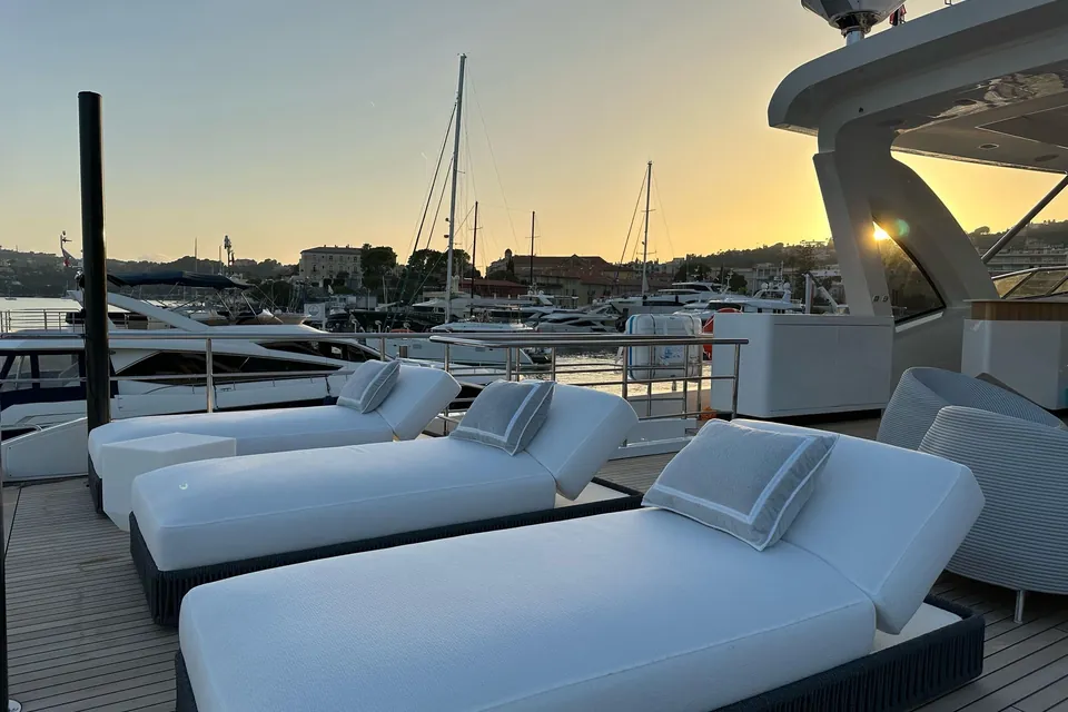 G, 2023 Azimut Grande 32M, photo 22