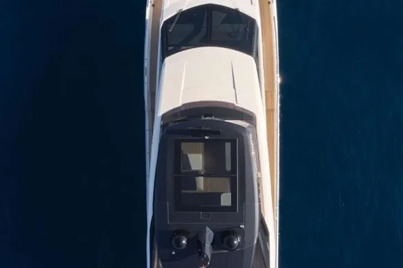 Abigail, 2018 Ferretti 780, photo 2