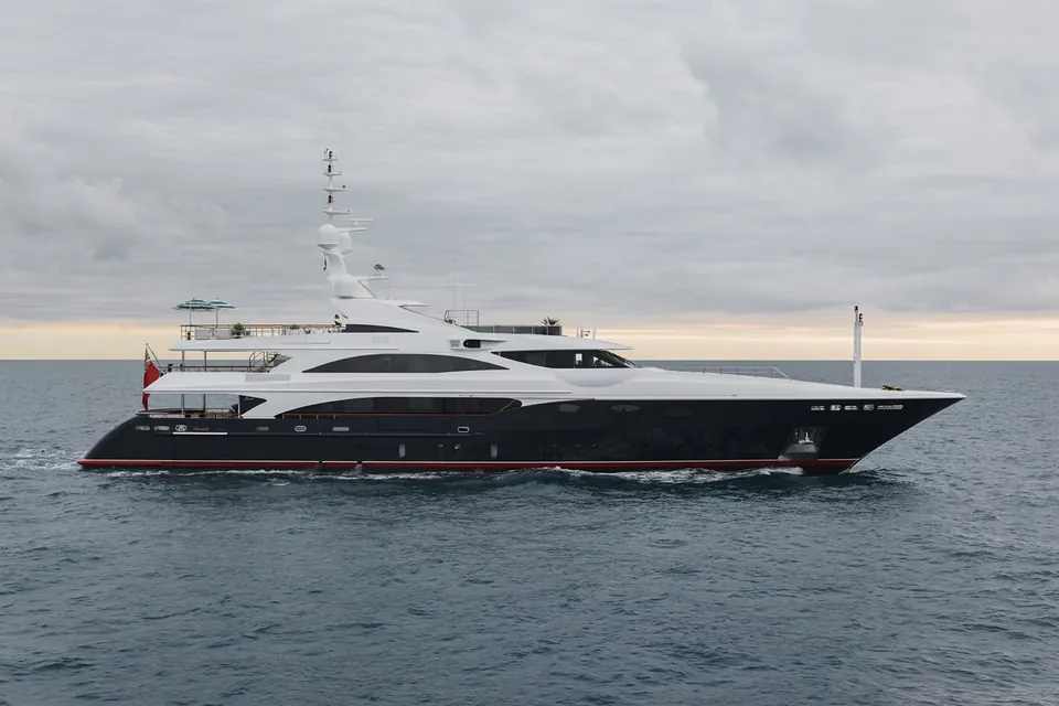 Rhino, 2016 Benetti Custom, photo 2