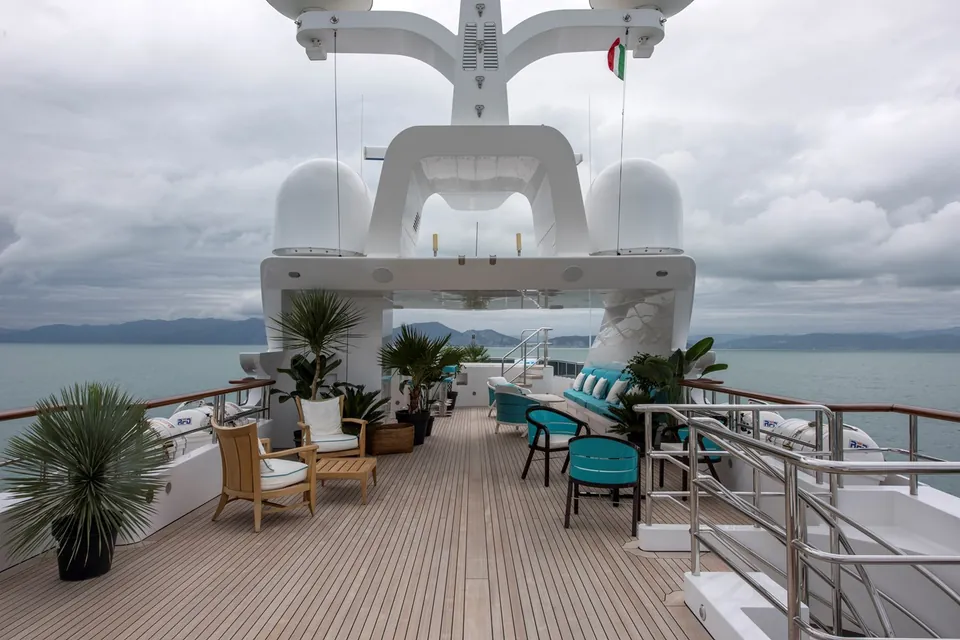 Rhino, 2016 Benetti Custom, photo 11