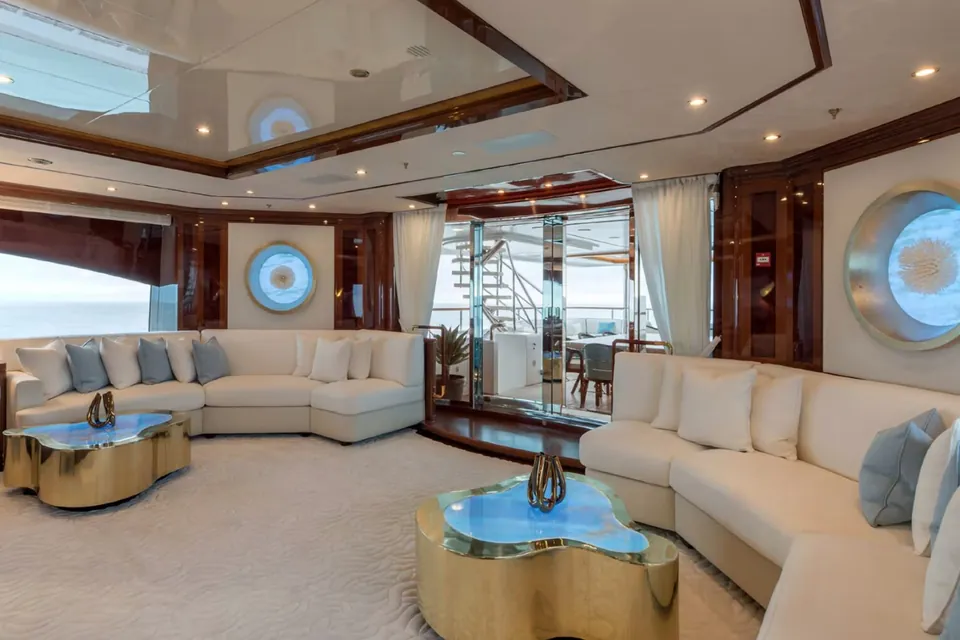 Rhino, 2016 Benetti Custom, photo 24