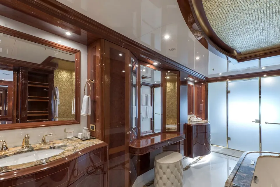 Rhino, 2016 Benetti Custom, photo 30