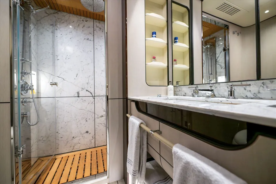 Dagusha, 2020 Azimut Grande 35M, photo 17