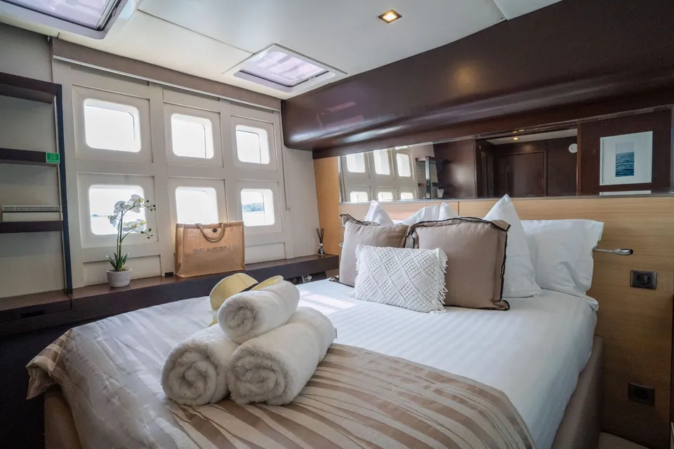 Seazen II, 2008 Sunreef Yachts Sunreef 70, photo 8