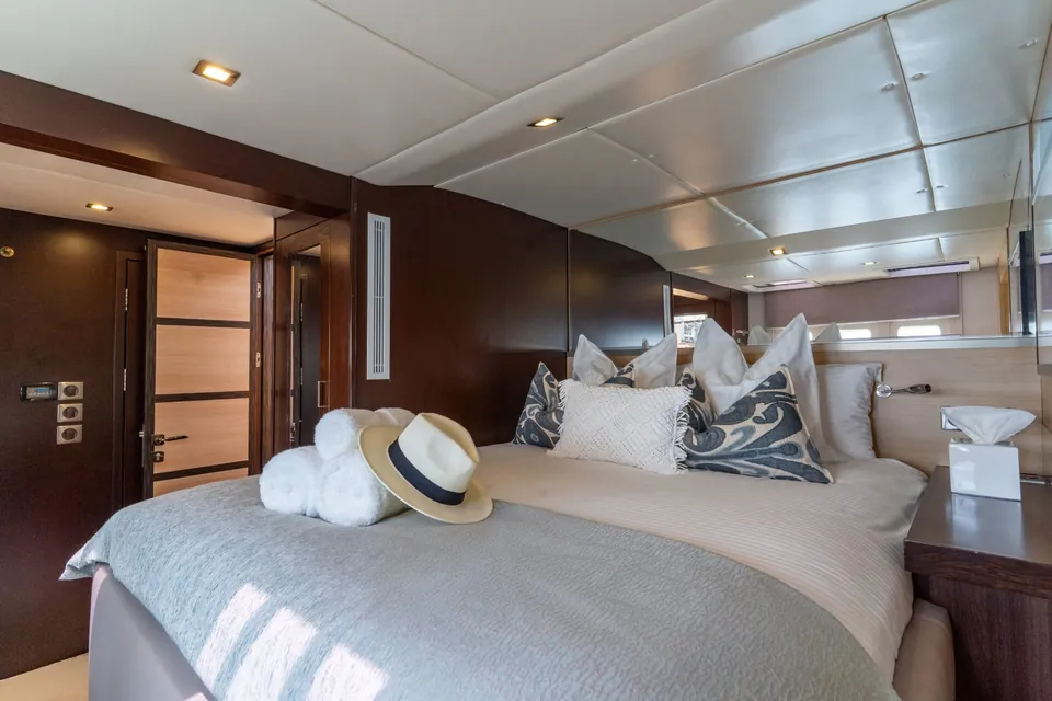 Seazen II, 2008 Sunreef Yachts Sunreef 70, photo 11