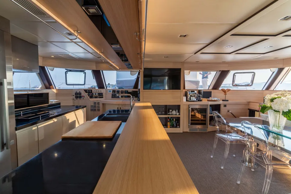 Seazen II, 2008 Sunreef Yachts Sunreef 70, photo 12