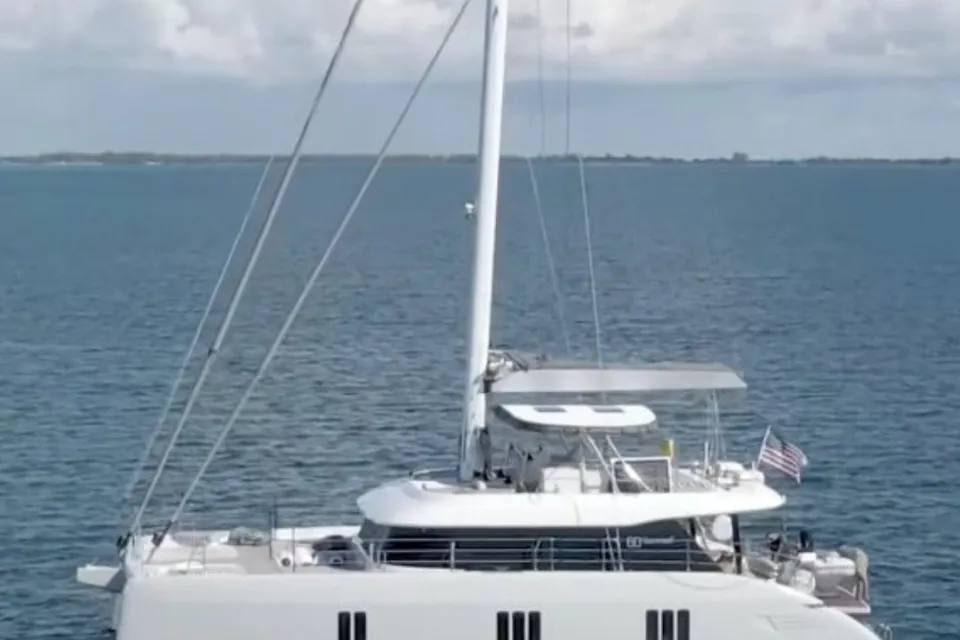 So Gnar, 2022 Sunreef Yachts Sunreef 60, photo 10