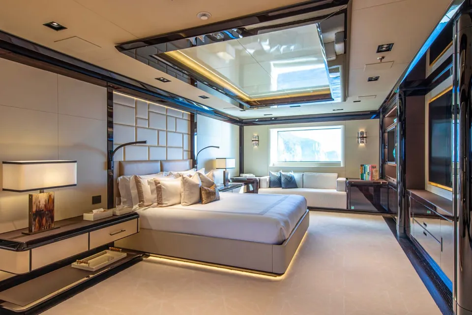 Platinum, 2024 Admiral Custom 78m, photo 8