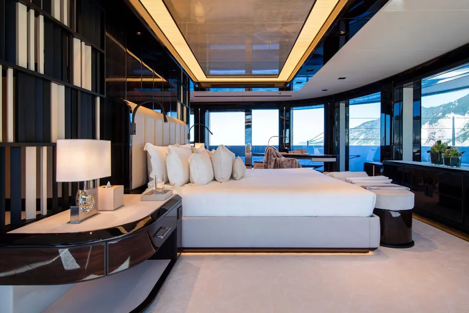 Platinum, 2024 Admiral Custom 78m, photo 11