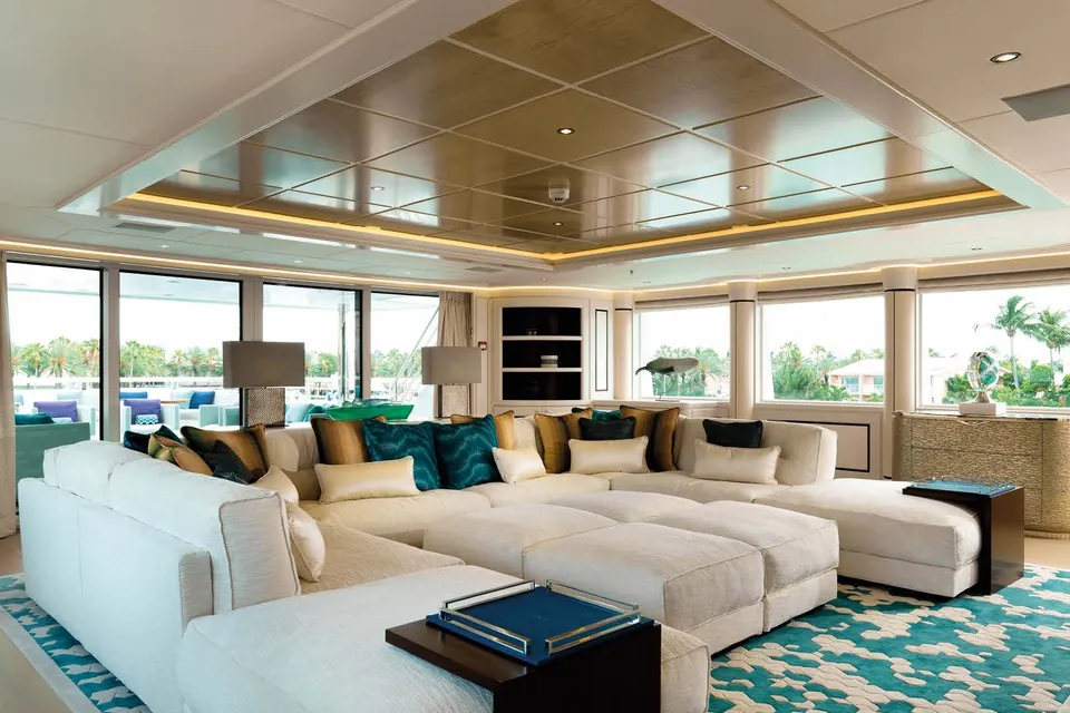 Just J's, 2016 Hakvoort Custom 61m, photo 6