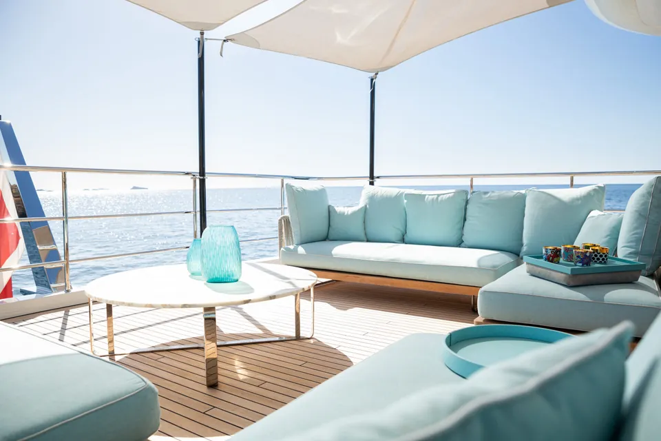 EH2, 2022 Benetti Motopanfilo 37M, photo 2