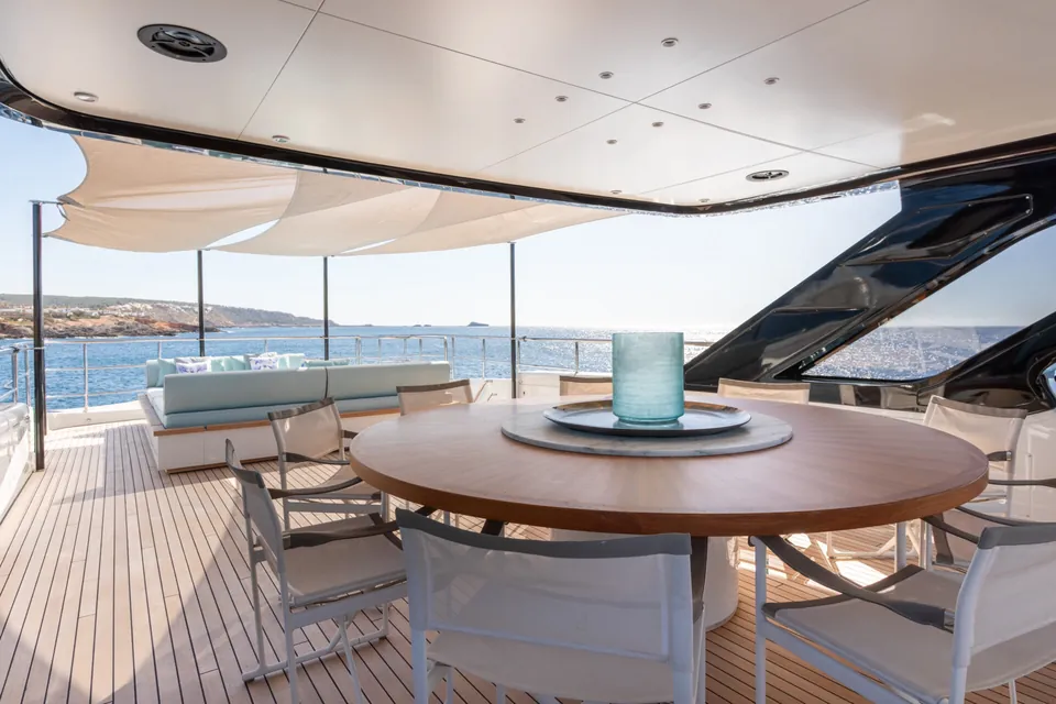 EH2, 2022 Benetti Motopanfilo 37M, photo 9