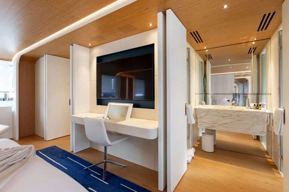 EH2, 2022 Benetti Motopanfilo 37M, photo 19
