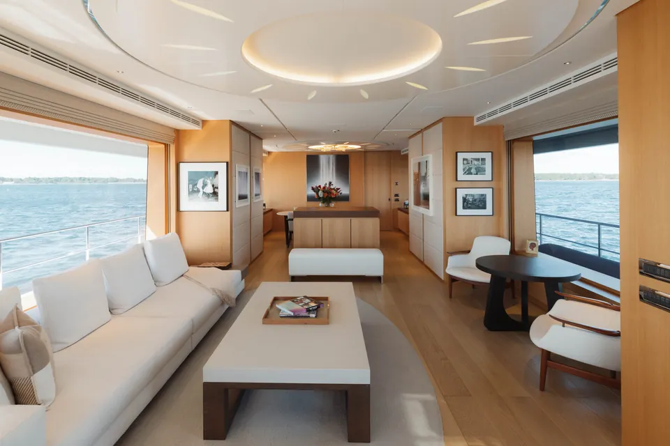 Graycliffs, 2016 Feadship Custom 33m, photo 6