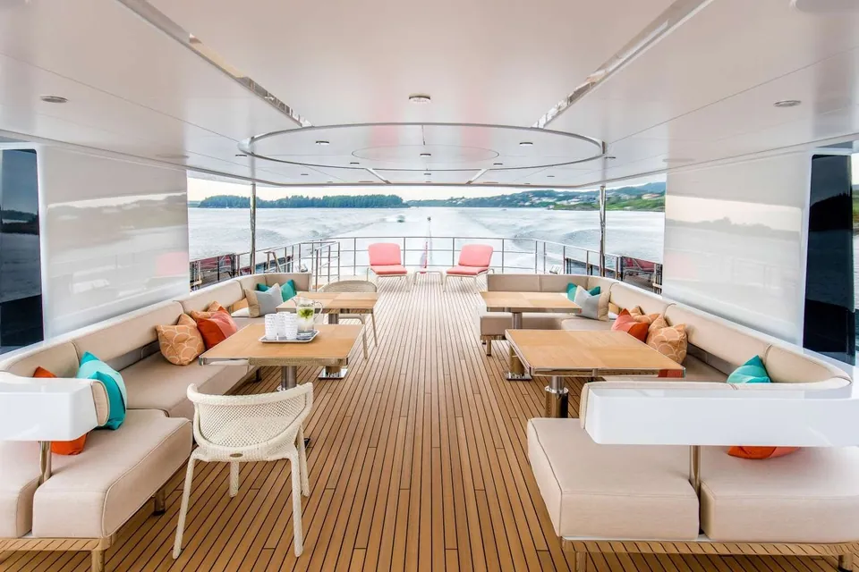 Graycliffs, 2016 Feadship Custom 33m, photo 12