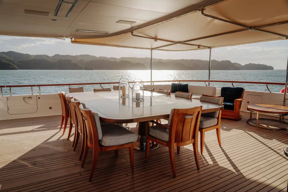 Solace, 2005 Feadship Custom 57m, photo 9