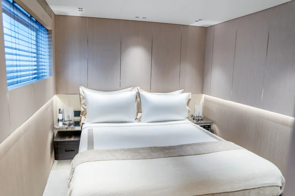 Tosun, 2022 Benetti Oasis 40M, photo 7