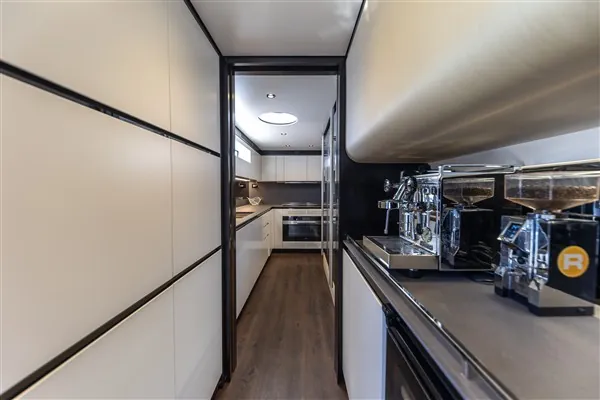 Lito, 2020 Azimut Grande 27M, photo 17
