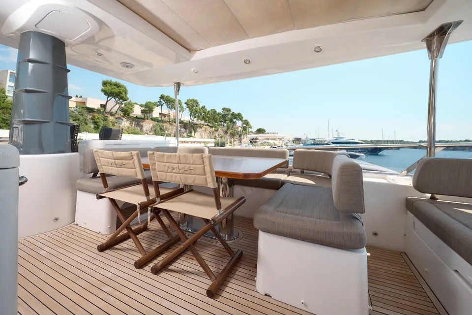 Santa Maria II, 2018 Azimut Magellano 66, photo 6