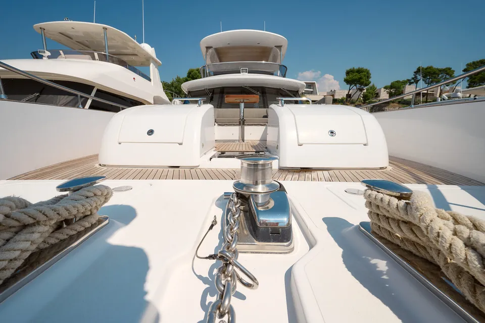 Santa Maria II, 2018 Azimut Magellano 66, photo 9