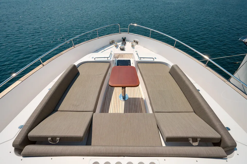 Santa Maria II, 2018 Azimut Magellano 66, photo 10