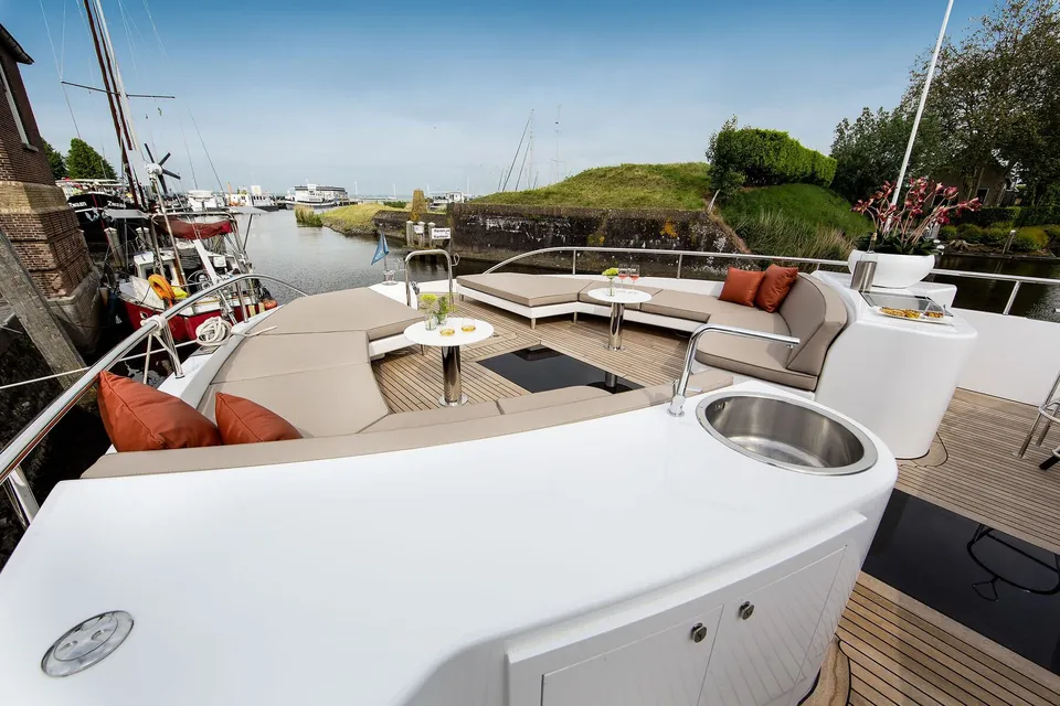 Lucy Penguin, 2019 Van der Valk BeachClub 600, photo 11