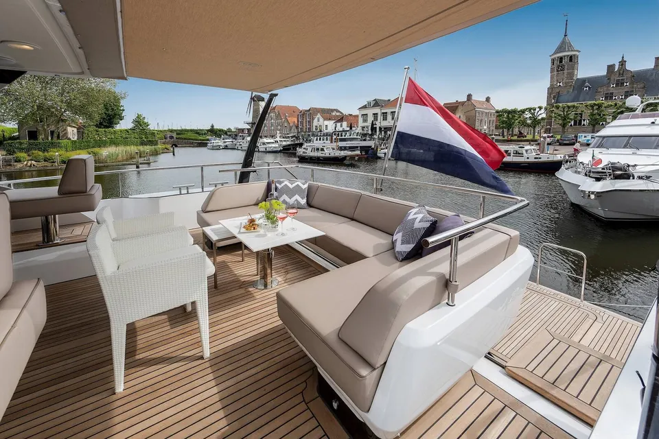 Lucy Penguin, 2019 Van der Valk BeachClub 600, photo 13